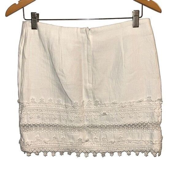 H&M Eyelet Crochet Mini Skirt Cream Off White Size 8 New - Picture 2 of 6
